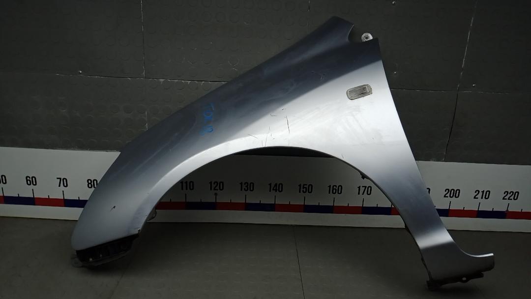 крыло переднее левое Honda Civic 8 поколение 2005, 1.6 л., бензин, МКПП, хетчбэк 5 дв. - фото №1