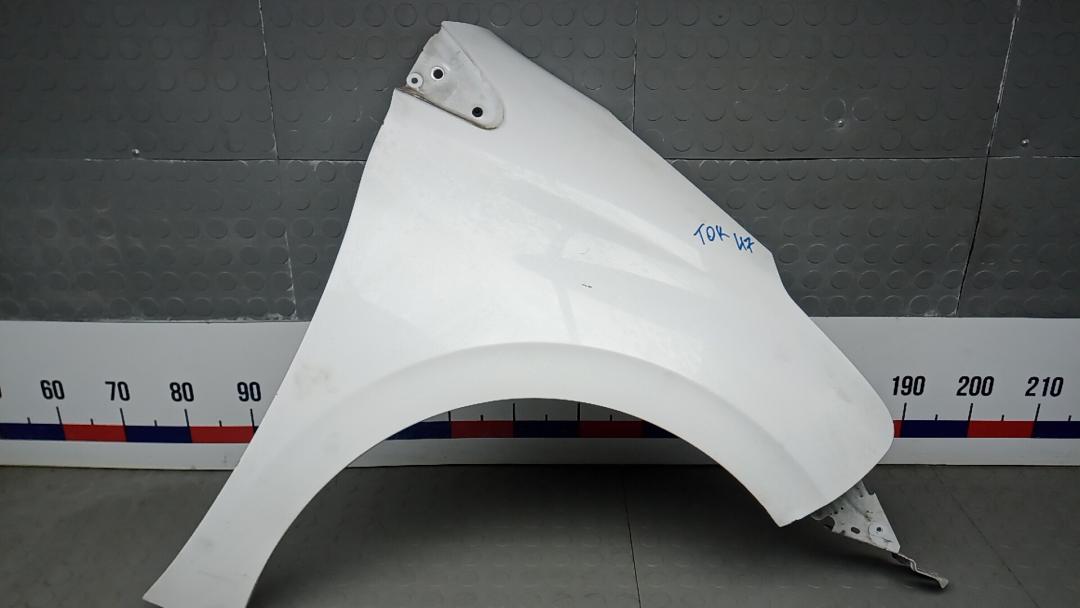 крыло переднее правое Peugeot 208 1 поколение 2013, 1.0 л., бензин, МКПП, хетчбэк 5 дв. - фото №1
