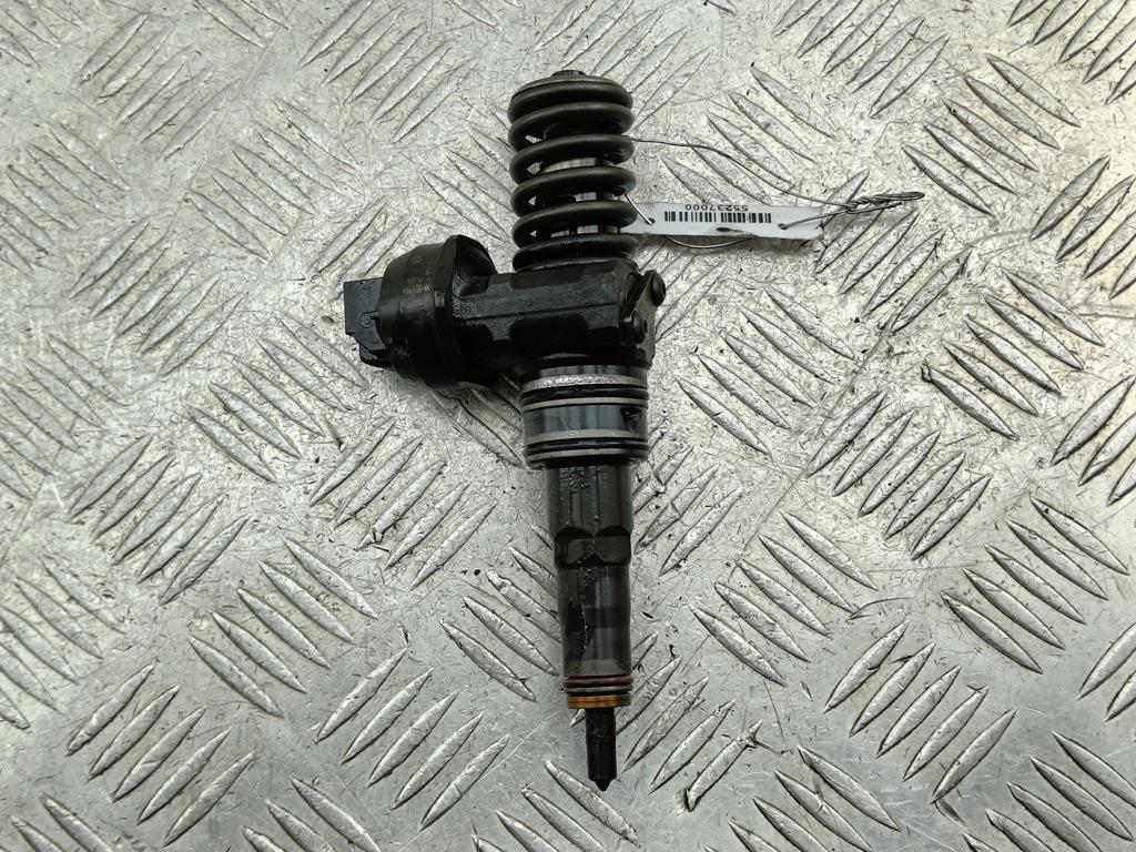 форсунка Volkswagen Passat B5+ (GP) 2004, 1.9 л., дизель, МКПП, серый, универсал, 038130073BA, 0414720215