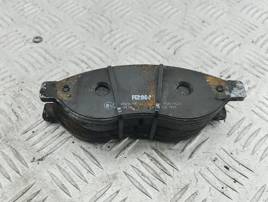Колодки тормозные передние Citroen Jumper 2008, 2.2 л., дизель, МКПП, белый, микроавтобус