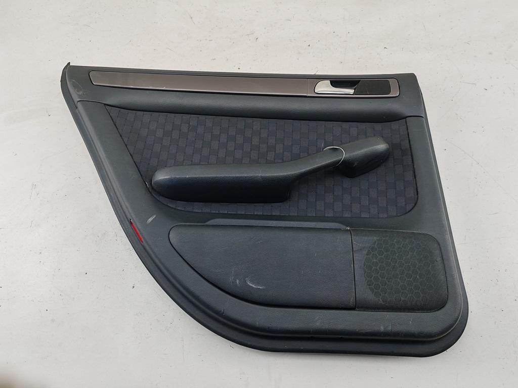 обшивка двери задняя левая Audi A6 4B/C5 1998, 1.8 л., бензин, МКПП, серый, седан, 4B0863981A - фото №1