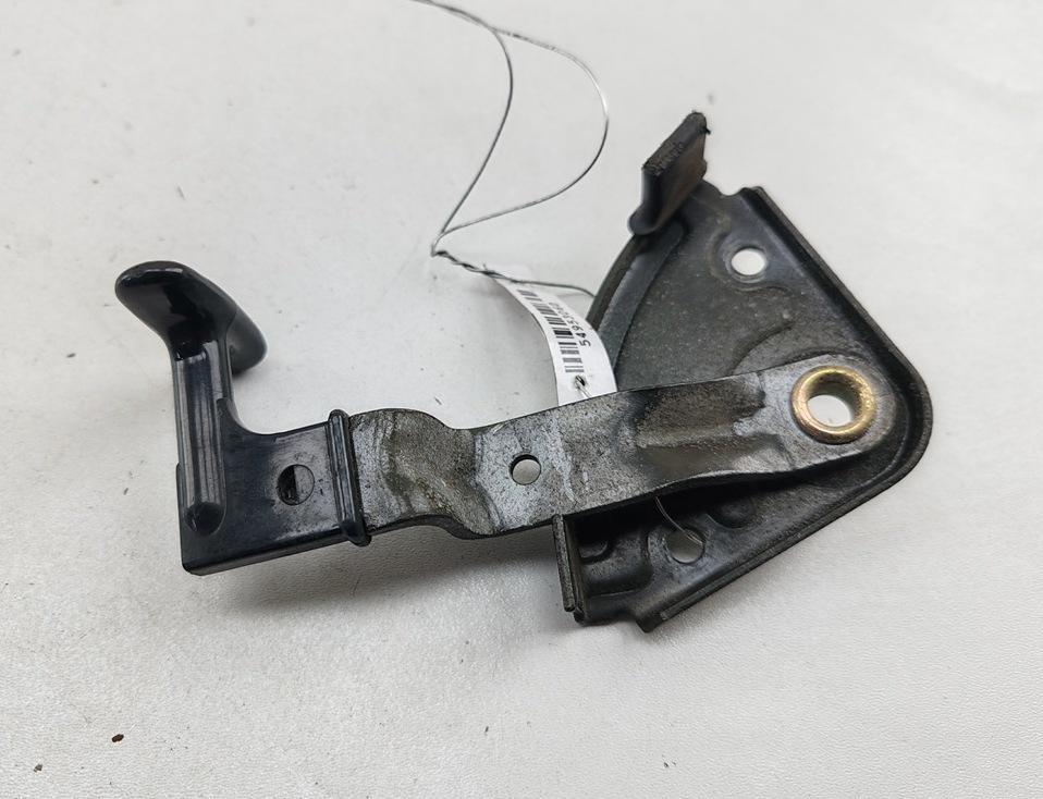ручка открывания капота Audi 80 B3 1991, 1.8 л., бензин, МКПП, синий, седан