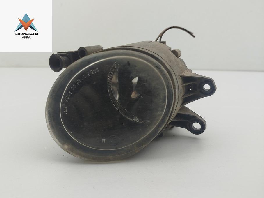 фара противотуманная правая Audi A4 B6 2001, 1.8 л., Ti, бензин, МКПП, серый, седан, 8E0941700 - фото №1
