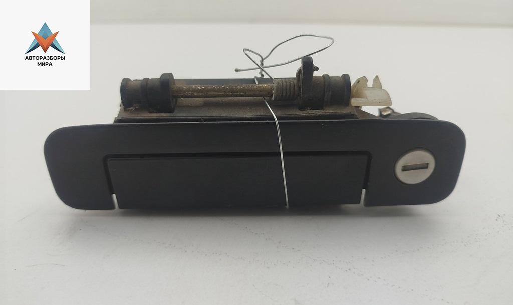 ручка наружная передняя левая Audi 80 8A/B3 1989, 1.8 л., бензин, МКПП, серый, седан, 893837205A - фото №1