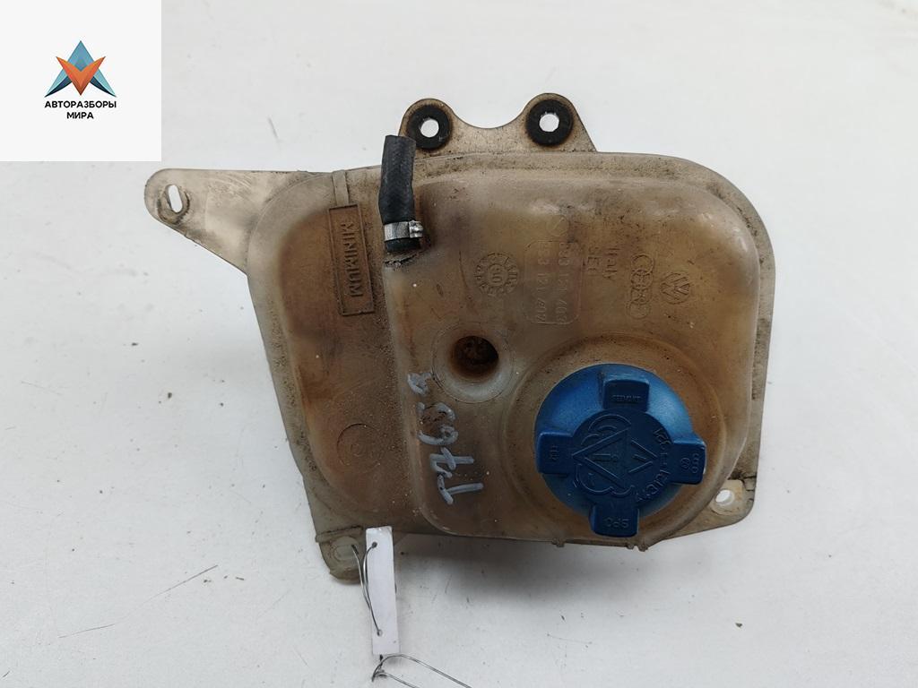 бачок расширительный Audi 80 8A/B3 1991, 1.8 л., бензин, 893121403 - фото №1