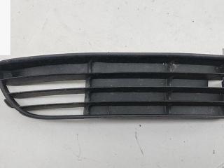 заглушка (решетка) в бампер Audi A4 B5 [рестайлинг] 1998, 1.6 л., бензин, МКПП, серый, универсал, 8D0807346G