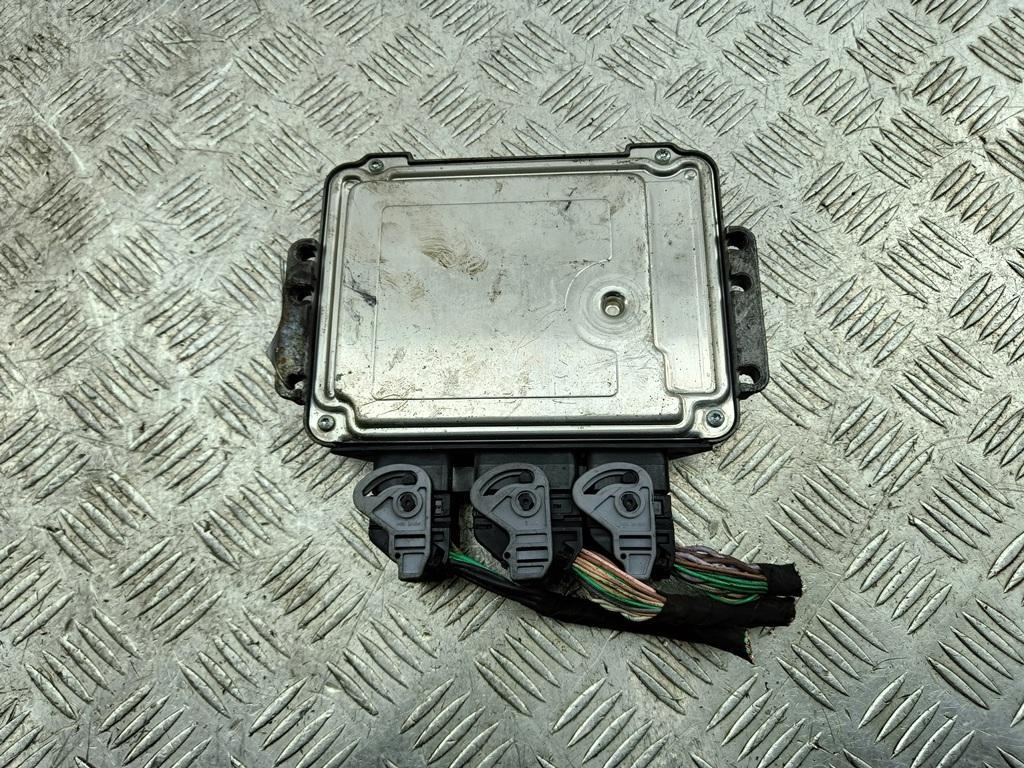 ЭБУ Renault Laguna II 2006, 1.9 л., дизель, МКПП, серый, универсал, 8200527713, 0281012588