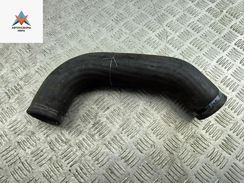 патрубок интеркулера Citroen Jumper 2 поколение 2008, 2.2 л., дизель, МКПП, белый, микроавтобус - фото №1
