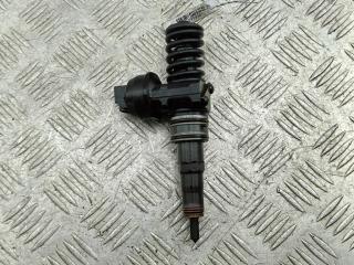 форсунка Skoda Octavia mk2 (A5 1Z) 2008, 2.0 л., дизель, МКПП, красный, универсал, 038130073BN