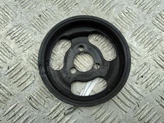 шкив помпы Opel Signum 2004, 2.2 л., дизель, АКПП, серый, хетчбэк 5 дв., 90502887