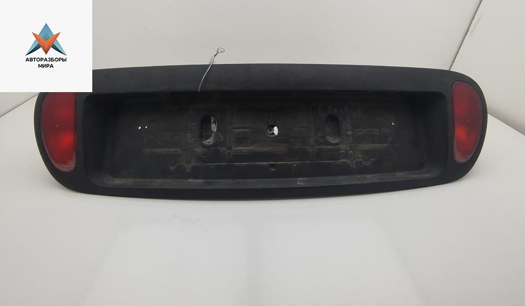 бленда Renault Scenic 1 поколение 1998, 1.6 л., бензин, МКПП, зелёный, минивэн, 7711170346 - фото №1