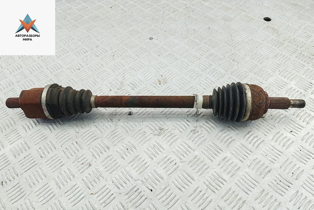 полуось передняя левая (приводной вал, ШРУС) Renault Scenic 2 поколение 2005, 2.0 л., бензин, АКПП, синий, минивэн - фото №1