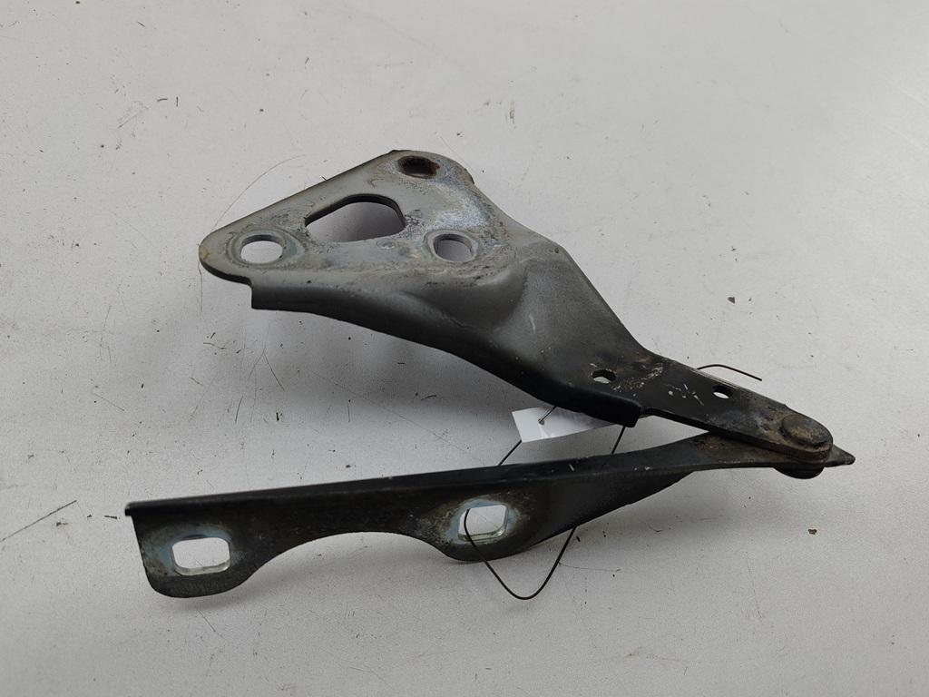 петля капота правая Opel Zafira A 2002, чёрный, минивэн