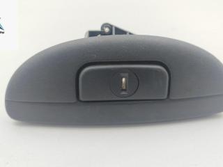 кнопка открытия багажника Renault Scenic 1 поколение 1998, 1.6 л., бензин, МКПП, зелёный, минивэн