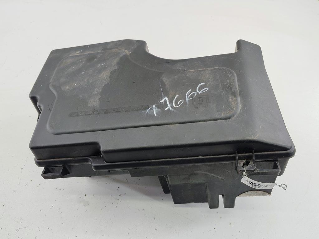 короб предохранителей Citroen C5 2003, 2.0 л., дизель, МКПП, серый, хетчбэк 5 дв., 9632653580