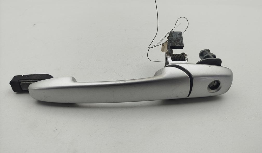 ручка наружная передняя левая Mazda 5 2008, 2.0 л., дизель, МКПП, серый, минивэн