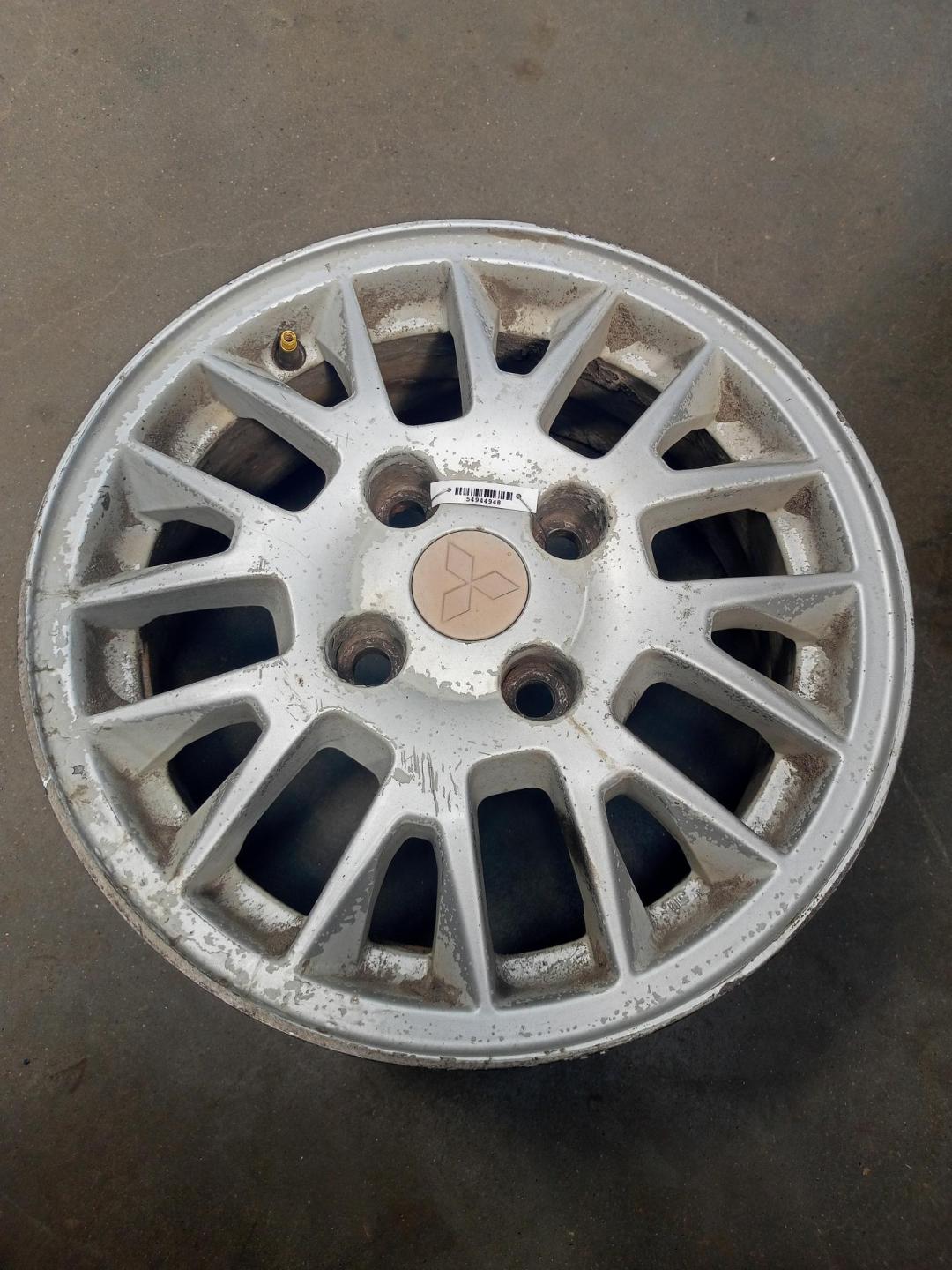 диск литой Mitsubishi Carisma 1998, 1.8 л., бензин, АКПП, зелёный, седан