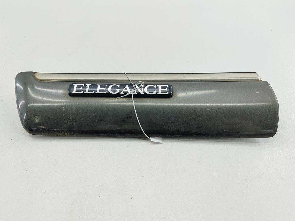 молдинг переднего левого крыла Mercedes-Benz E W210 1999, 2.8 л., бензин, АКПП, серый, седан, 2106901562