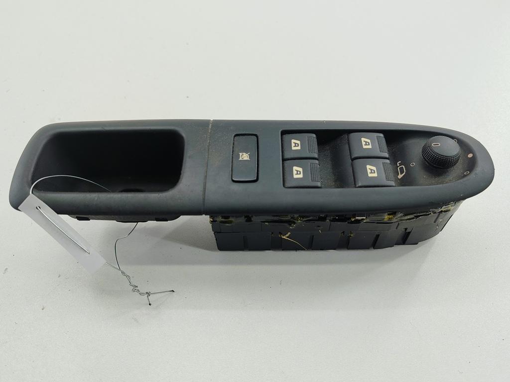 блок управления стеклоподъемниками Peugeot 607 2006, 2.7 л., дизель, АКПП, серый, седан, 9665863377