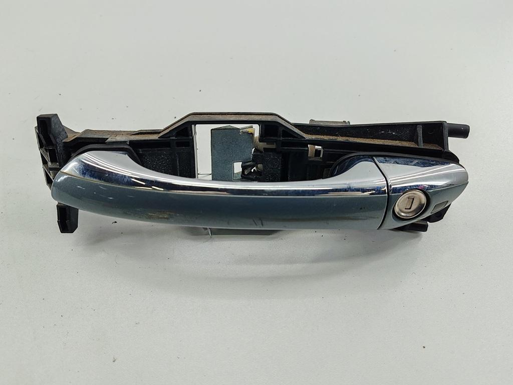 ручка наружная передняя левая Mercedes-Benz C W203 2006, 2.2 л., дизель, АКПП, серый, универсал, 2037600134
