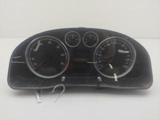 приборная панель Volkswagen Passat B5 [рестайлинг] 2002, 1.6 л., бензин, МКПП, серый, седан, 3B0920827