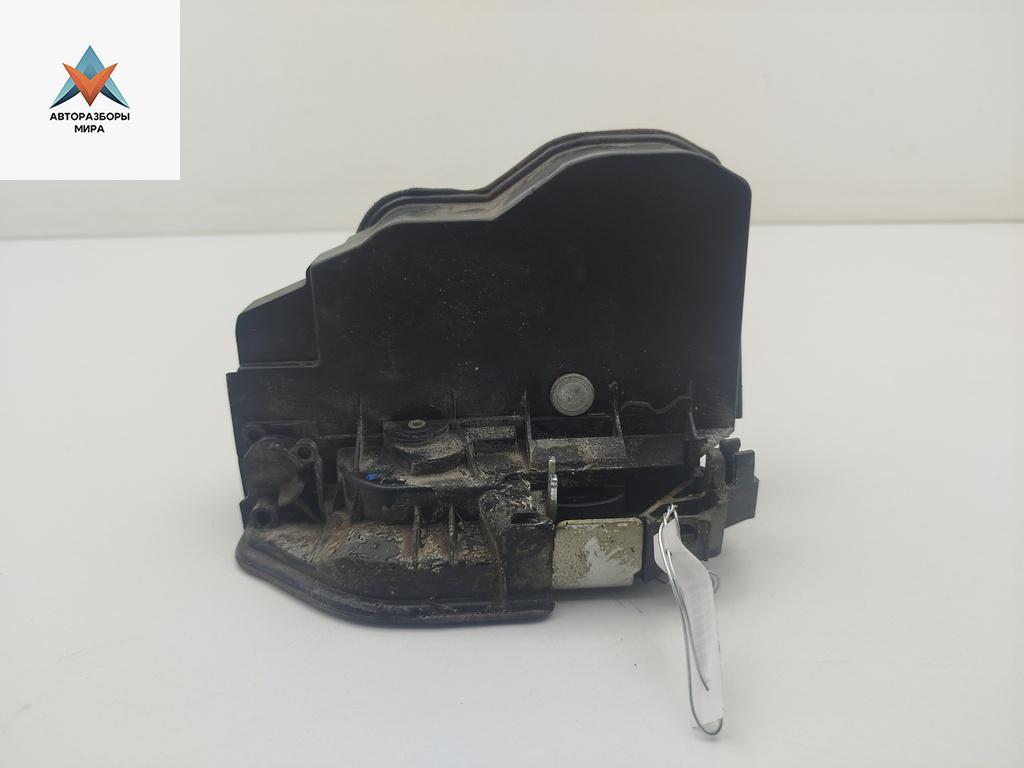 замок двери задней правой BMW 5 серия E60/E61 2005, 2.5 л., бензин, АКПП, чёрный, седан, 7167076 - фото №1