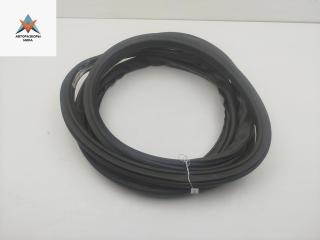 уплотнитель двери Volkswagen Touareg 1 поколение [рестайлинг] 2007, 5.0 л., дизель, АКПП, серый, внедорожник 5 дв.