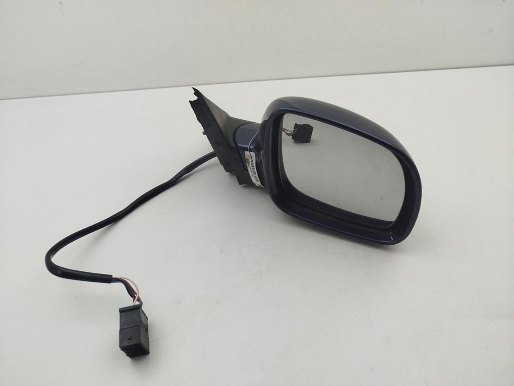 зеркало правое Volkswagen Passat B5 1997, 1.8 л., бензин, МКПП, синий, универсал, 3B0857934