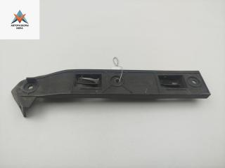 кронштейн переднего бампера Volkswagen Golf 4 поколение 2001, 1.9 л., дизель, МКПП, чёрный, универсал, 1J0807183A