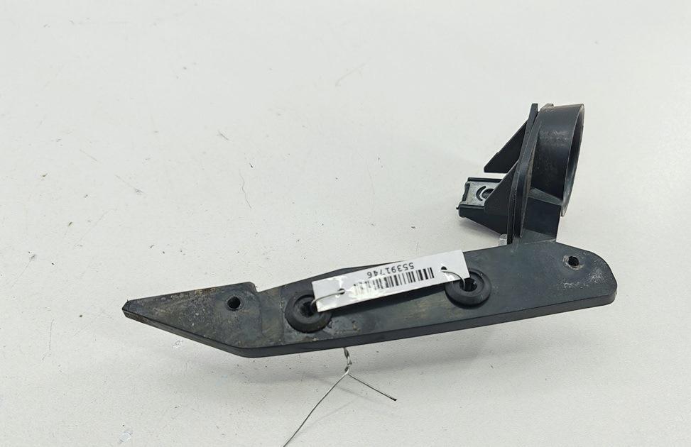 крепление ( кронштейн ) крыла BMW 3 E90/E91/E92/E93 2006, универсал, 7136827
