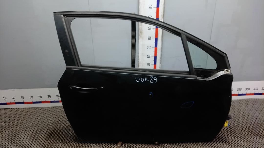 дверь передняя правая Peugeot 208 1 поколение 2013, 1.2 л., VTi 12V, бензин, МКПП, хетчбэк 5 дв. - фото №1