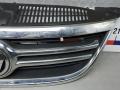 решетка радиатора Volkswagen Tiguan 1 поколение 2009, 2.0 л., дизель, МКПП, внедорожник 5 дв. - фото №4