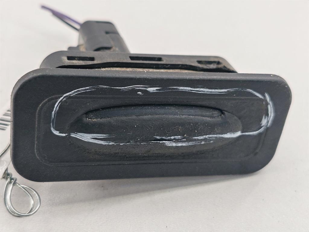кнопка открытия багажника Renault Scenic II 2005, 2.0 л., бензин, АКПП, синий, минивэн, 8200076258
