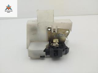 замок двери передней правой Renault Scenic 1 поколение 1998, 1.6 л., бензин, МКПП, зелёный, минивэн
