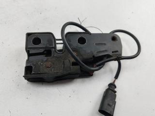 замок капота Volkswagen Passat B6 2005, 2.0 л., дизель, МКПП, серый, универсал