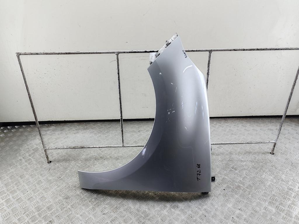 крыло переднее левое Renault Scenic III 2010, 1.4 л., бензин, МКПП, серый, минивэн
