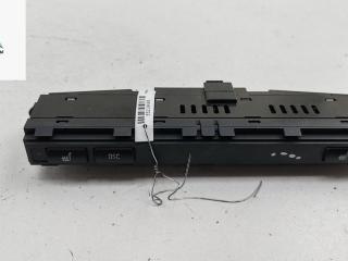 кнопка обогрева сидений BMW 3 серия E46 [рестайлинг] 2002, 2.0 л., бензин, МКПП, серый, седан, 6925501