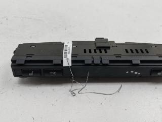 кнопка обогрева сидений BMW 3 серия E46 [рестайлинг] 2002, 2.0 л., бензин, МКПП, серый, седан, 6925501