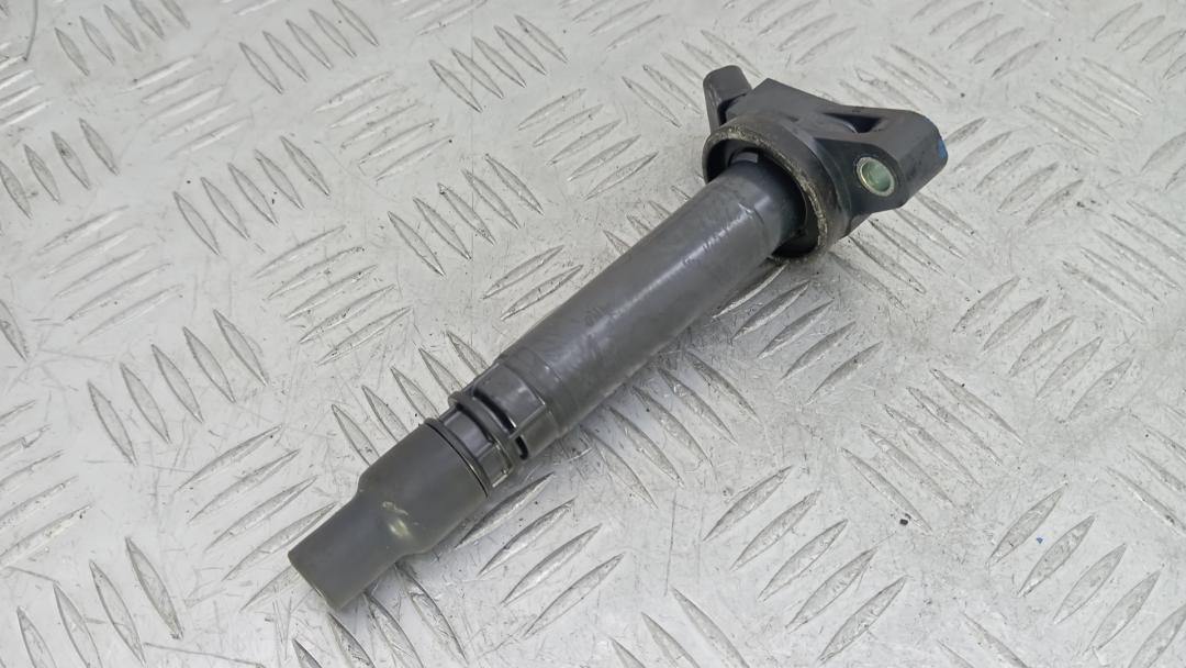 катушка зажигания Lexus GS 4 поколение 2012, 2.5 л., бензин, АКПП, седан, 90919-02256 - фото №1