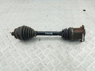 полуось передняя левая (приводной вал, ШРУС) Volkswagen Sharan 1 поколение [2-й рестайлинг] 2004, 1.8 л., бензин, МКПП, чёрный, минивэн