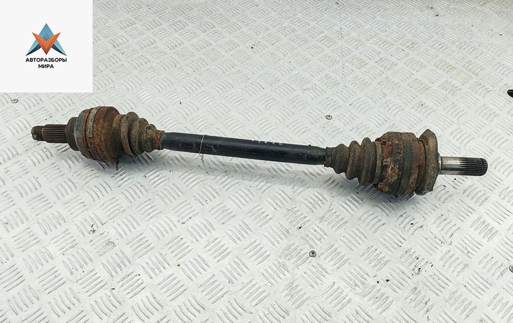 полуось задняя (приводной вал, ШРУС) BMW 5 серия E39 1998, 2.5 л., дизель, АКПП, серый, седан - фото №1