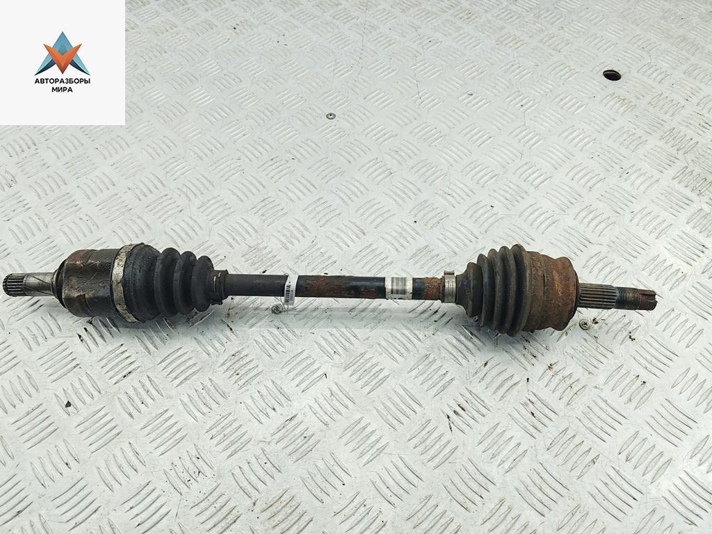полуось передняя левая (приводной вал, ШРУС) Opel Corsa D 2009, 1.2 л., бензин, МКПП, бежевый, хетчбэк 5 дв. - фото №1