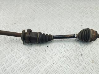 полуось передняя правая (приводной вал, ШРУС) Volkswagen Sharan 1 поколение [2-й рестайлинг] 2004, 1.8 л., бензин, МКПП, чёрный, минивэн