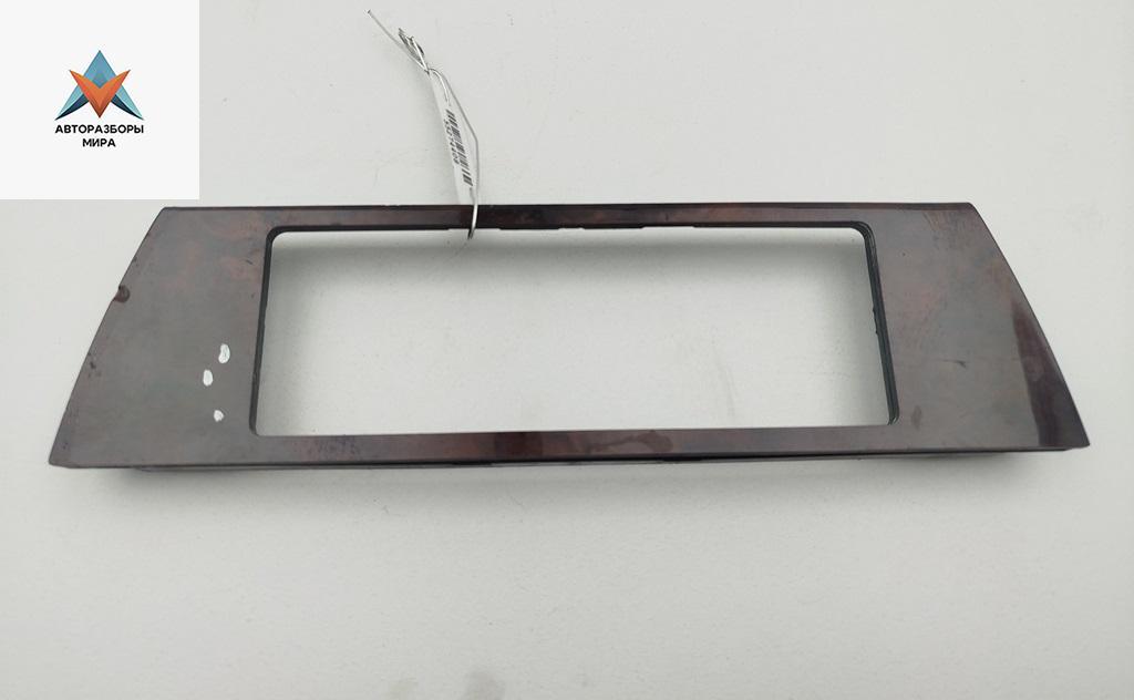 накладка декоративная Audi A6 4A/C4 1996, 2.6 л., бензин, АКПП, серый, седан, 4A0820325C - фото №1