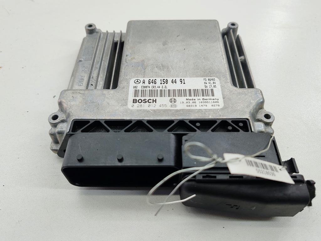 ЭБУ Mercedes-Benz E W211 2006, 2.2 л., дизель, МКПП, чёрный, универсал, 6461504491