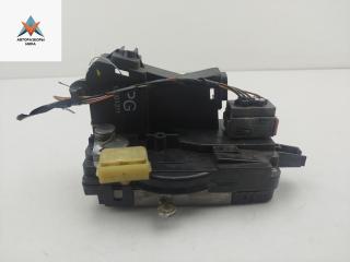 замок двери передней левой Opel Vectra C [рестайлинг] 2005, 2.2 л., бензин, МКПП, чёрный, хетчбэк 5 дв., 13201311