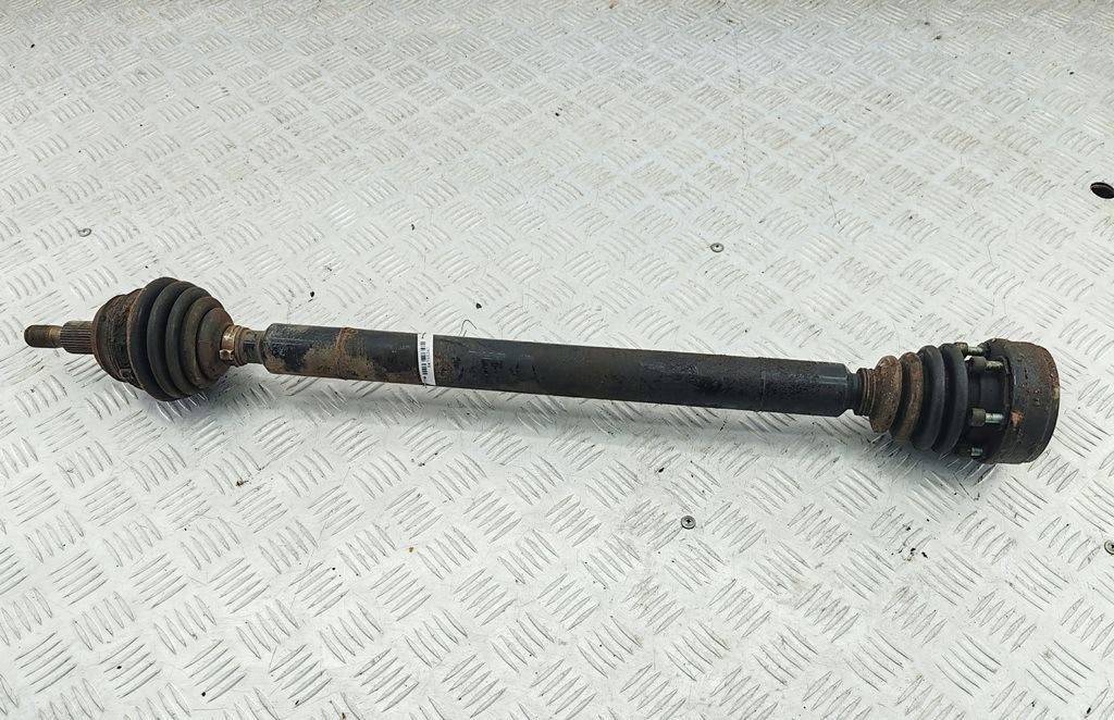 полуось передняя правая (приводной вал, ШРУС) Skoda Octavia mk1 (A4 1U) 2004, 1.6 л., бензин, МКПП, серый, хетчбэк 5 дв.