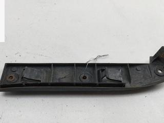кронштейн переднего бампера Volkswagen Golf 4 поколение 2001, 1.9 л., дизель, МКПП, чёрный, универсал, 1J0807184A
