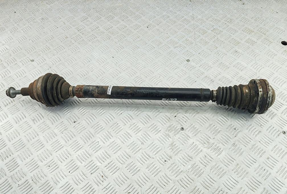 полуось передняя правая (приводной вал, ШРУС) Skoda Octavia mk2 (A5 1Z) 2008, 2.0 л., дизель, МКПП, красный, универсал