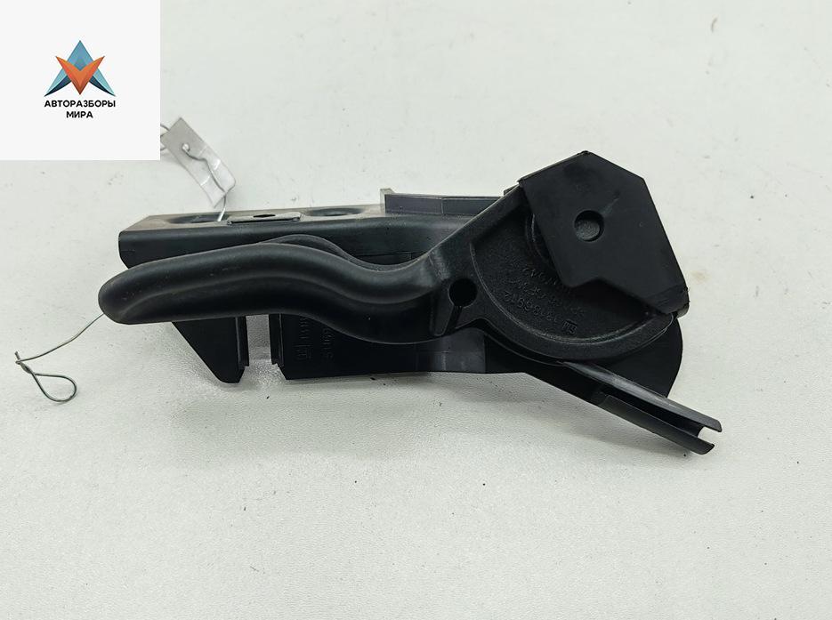 ручка открывания капота Opel Corsa D 2009, 1.2 л., бензин, МКПП, бежевый, хетчбэк 5 дв., 13186912 - фото №1